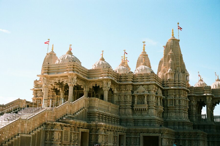 Varanasi Ayodhya tour package temple and spiritual journey
