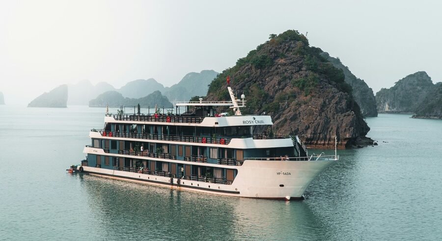 Luxury Vietnam tour package Halong Bay cruise scenic view