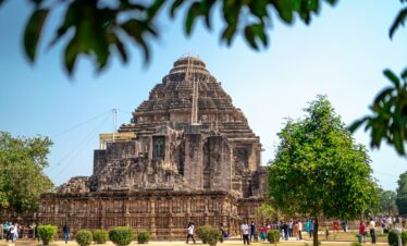 Odisha tour package Konark Sun Temple heritage architecture view