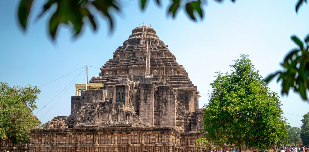 Odisha tour package Konark Sun Temple heritage architecture view