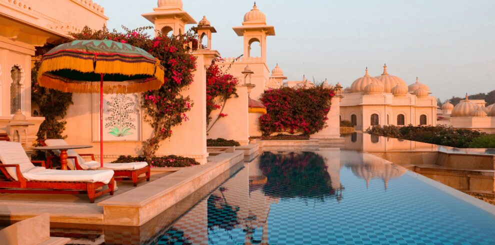 Luxury Gujarat tour package premium hotel heritage experience