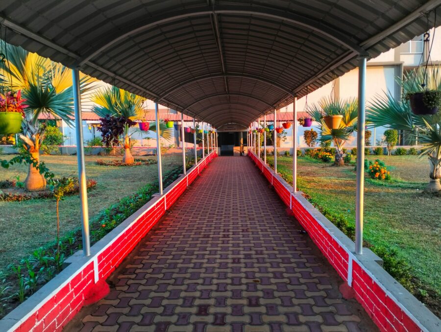 Luxury Odisha tour package premium hotel temple travel