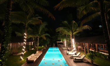Luxury Lakshadweep tour package beach resort ocean view
