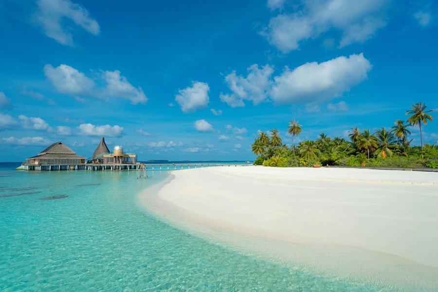 Maldives tour package beach resort turquoise water view