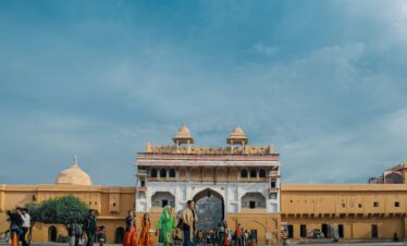 Rajasthan tour package 6 days Jaipur Udaipur palace view