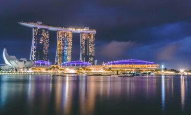 Luxury Singapore tour package premium hotel skyline view